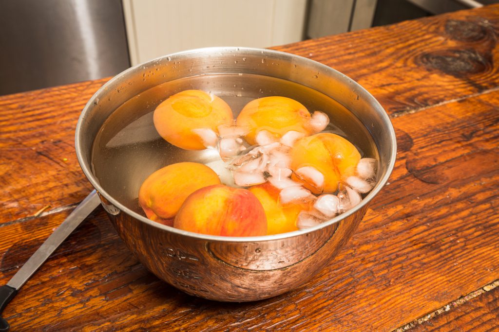 Canning Peaches